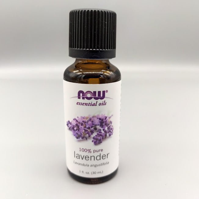 Front of the NOW essential oils lavender 100% pure bottle, Lavandula angustifolia, 1 fl. oz. (30 mL)