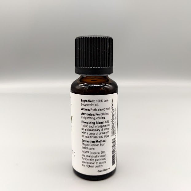 Aceite esencial de Menta - Peppermint Oil 100% Puro - 1Oz - 2Oz (foto de archivo)