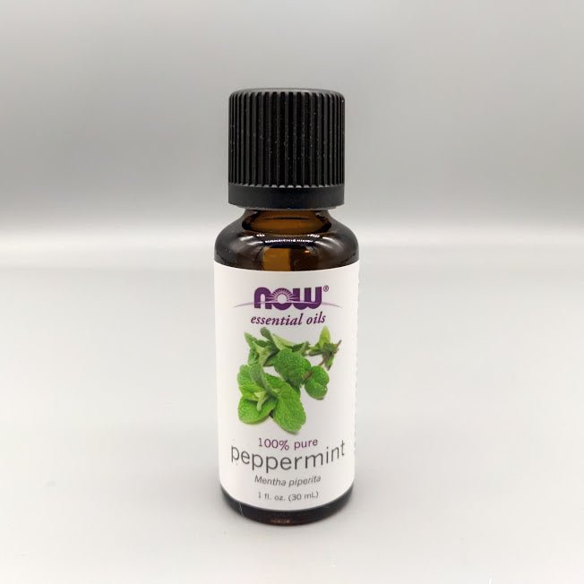 Aceite esencial de Menta - Peppermint Oil 100% Puro - 1Oz - 2Oz (foto de archivo)