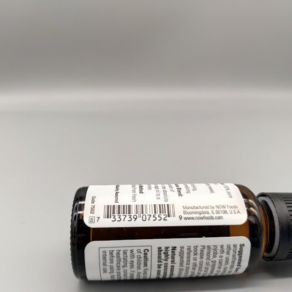 Geranium Oil 100% Pure 1 Oz (foto de archivo)
