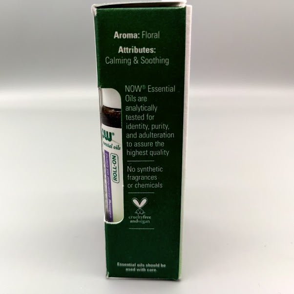 Lavender Essential Oil Blend, Organic Roll-On (foto de archivo)