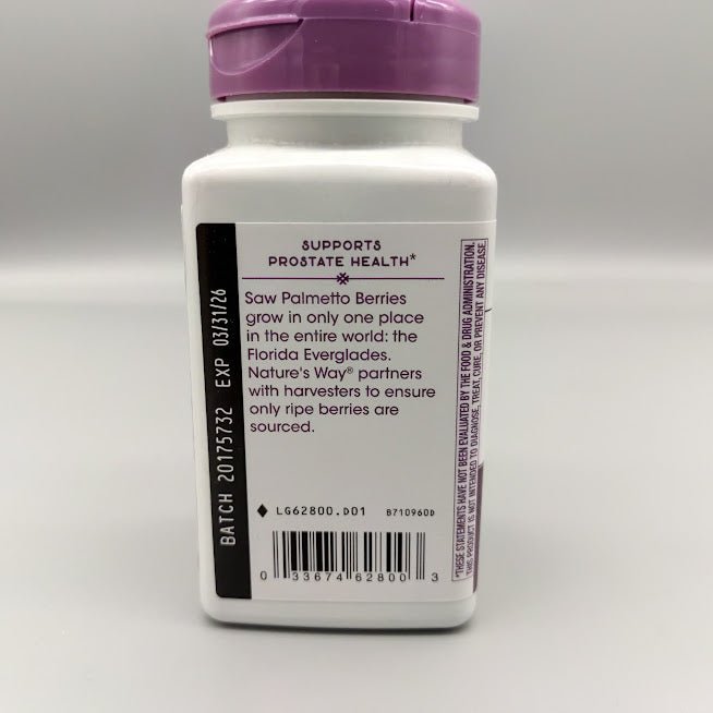 Nature's Way Saw Palmetto Standardized Dietary Supplement Softgels (foto de archivo)