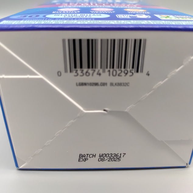 Probiótico Fortify para Mujer Nature's Way 30 mil millones UFC, 30 cápsulas — código de barras de la caja (foto de archivo)