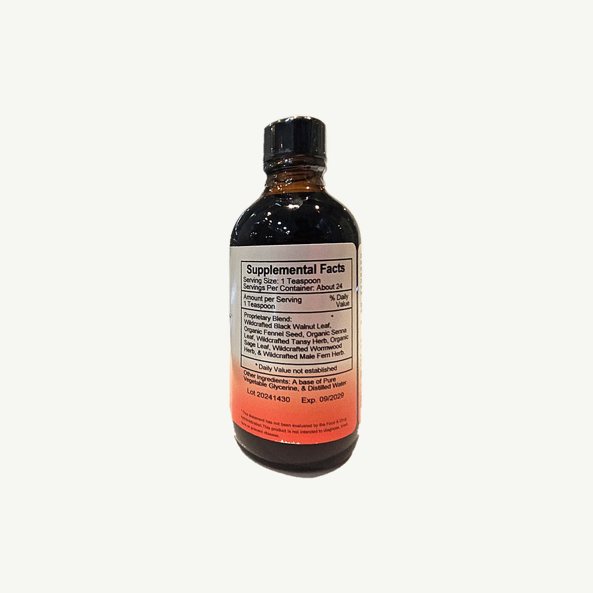 Foto real del panel de VF Syrup: tabla de datos, mezcla propia, otros ingredientes, lote y vencimiento 09/2029