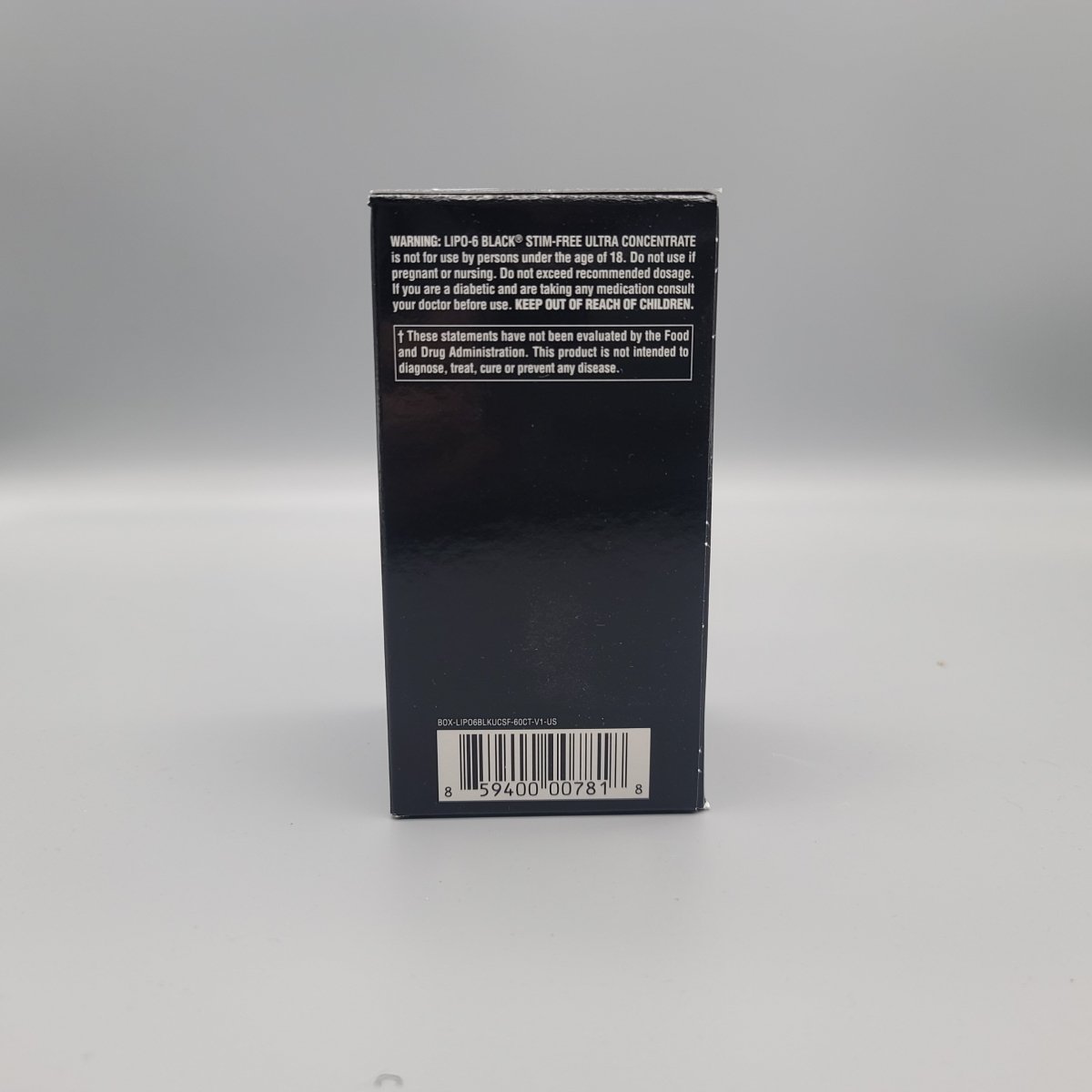 Caja de Lipo-6 Black Stim-Free de Nutrex con 60 cápsulas sin estimulantes — vista posterior del envase