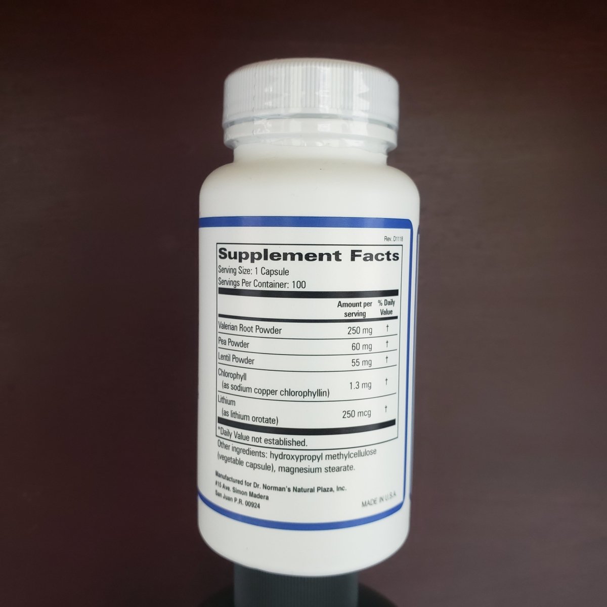 Lithio-Plex Dr. Norman 100 cápsulas valeriana y litio orotato — etiqueta con los ingredientes (foto de archivo)
