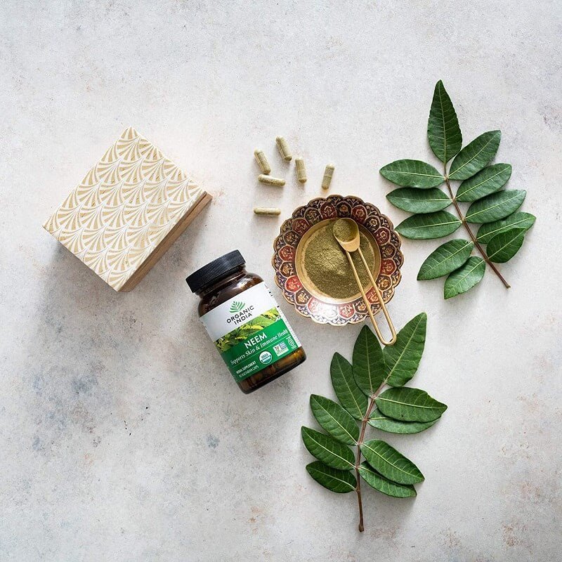 Neem 90 Cápsulas - Organic India — vista posterior del envase